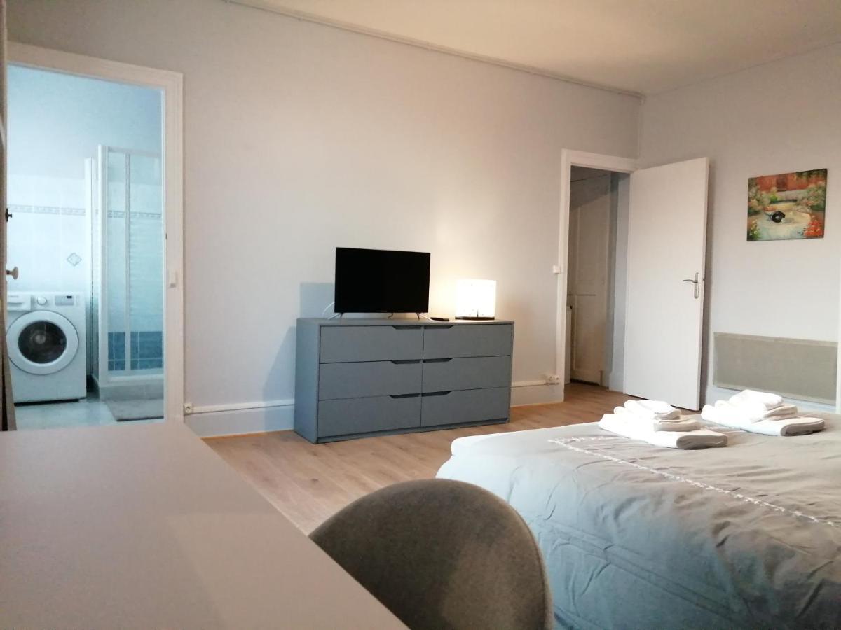 Vittel Spacieux 2 Pieces Renove - Confortable - Vue - 200 Metres Thermes Luaran gambar