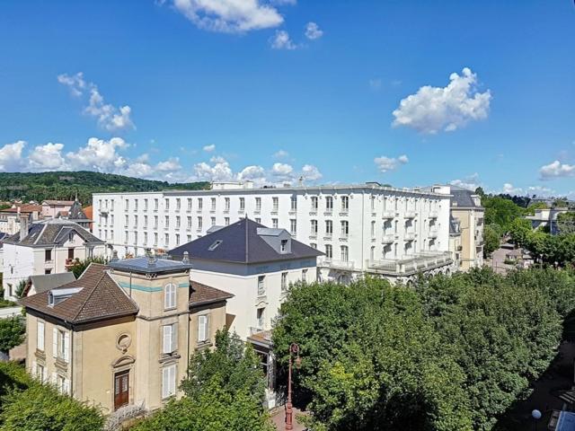 Vittel Spacieux 2 Pieces Renove - Confortable - Vue - 200 Metres Thermes Luaran gambar